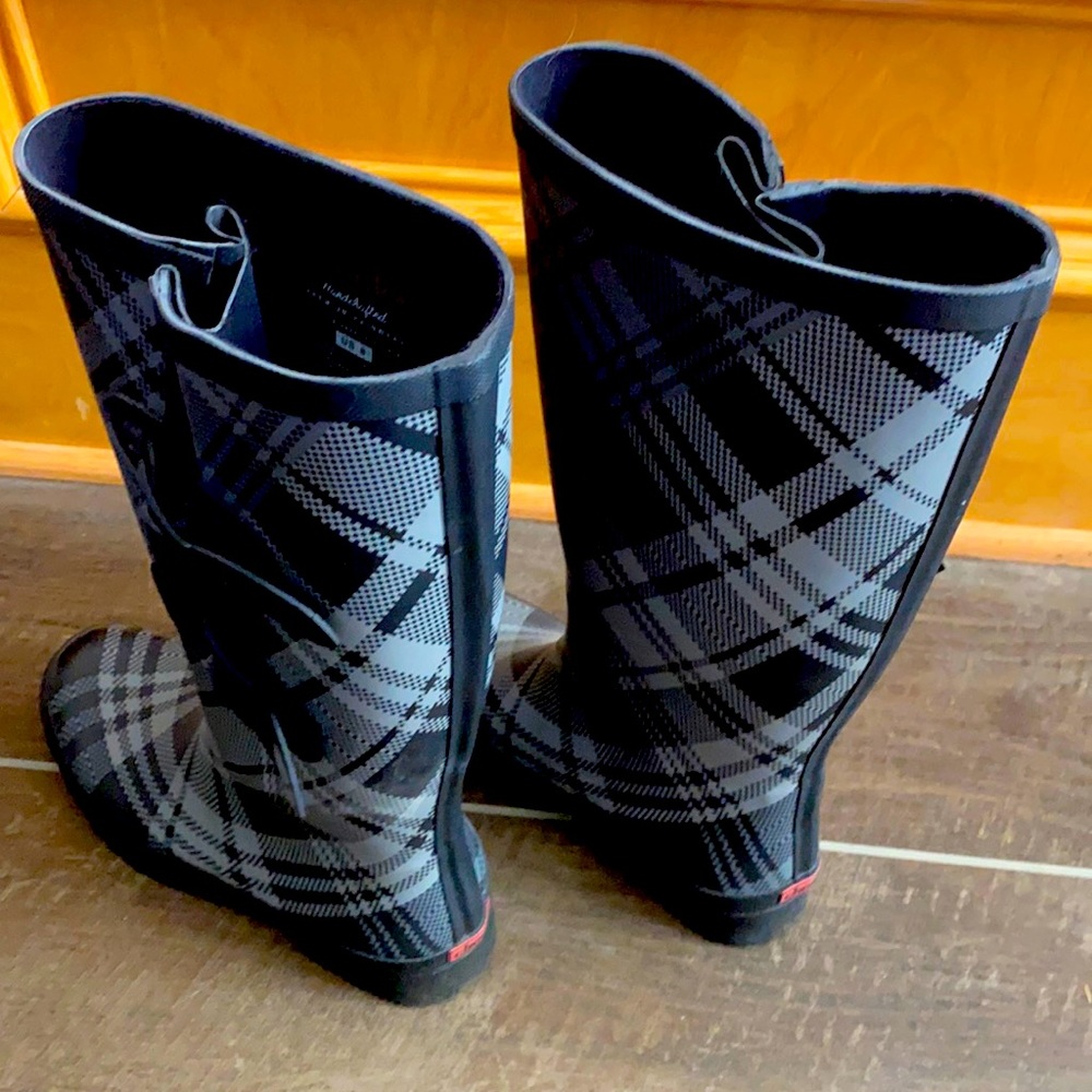 Chooka, never worn rain boots